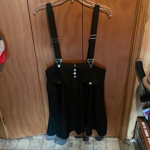 Black suspender skirt